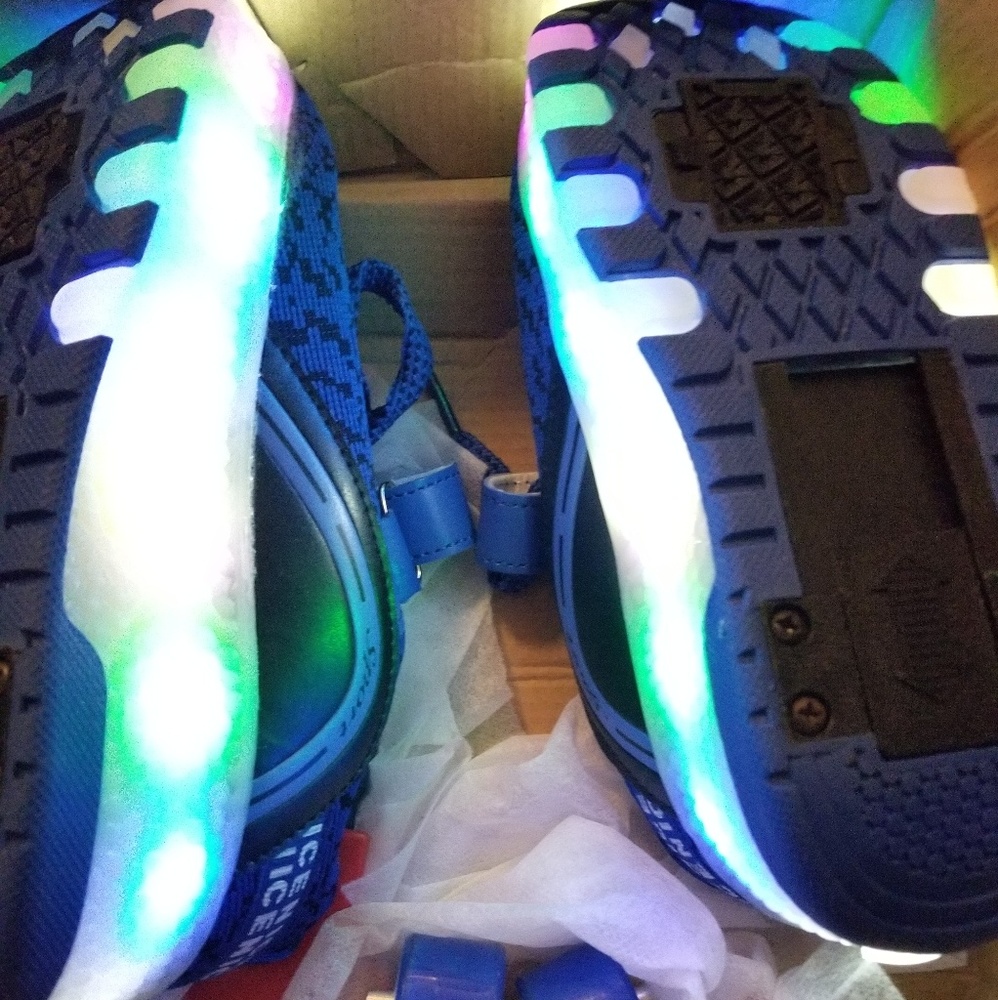 Kids roller skate tennis shoes 12